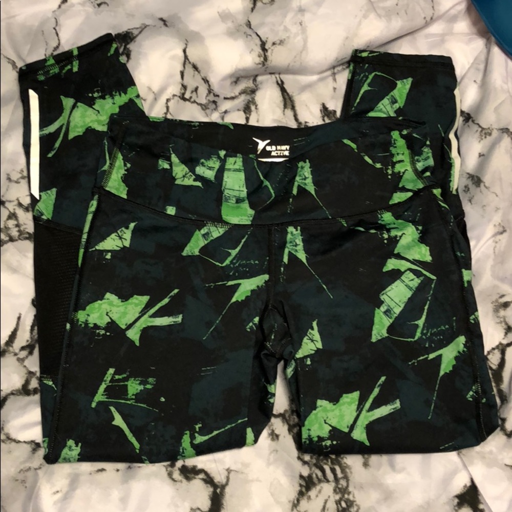 OLD NAVY WORKOUT LEGGINGS